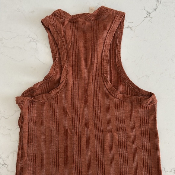 Pilcro Ribbed Tank - Picture 5 of 7